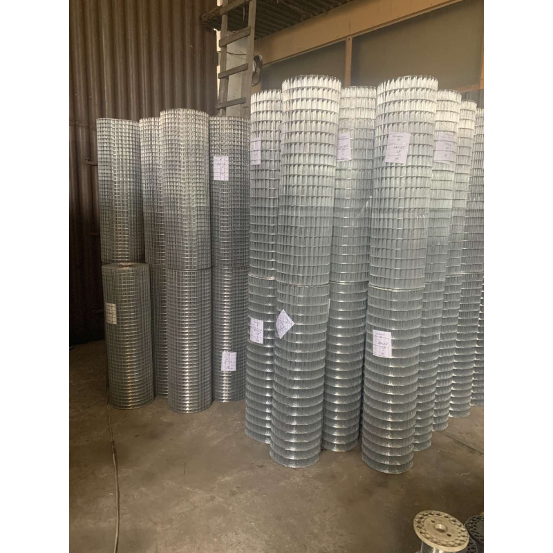 Зварна сітка оцинкована 50*50*1.2 Зварна сітка оцинкована 50*50*1.2